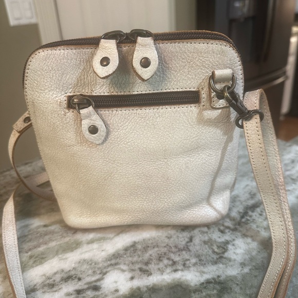 BED|STU Ventura Crossbody Bag - Picture 2 of 2